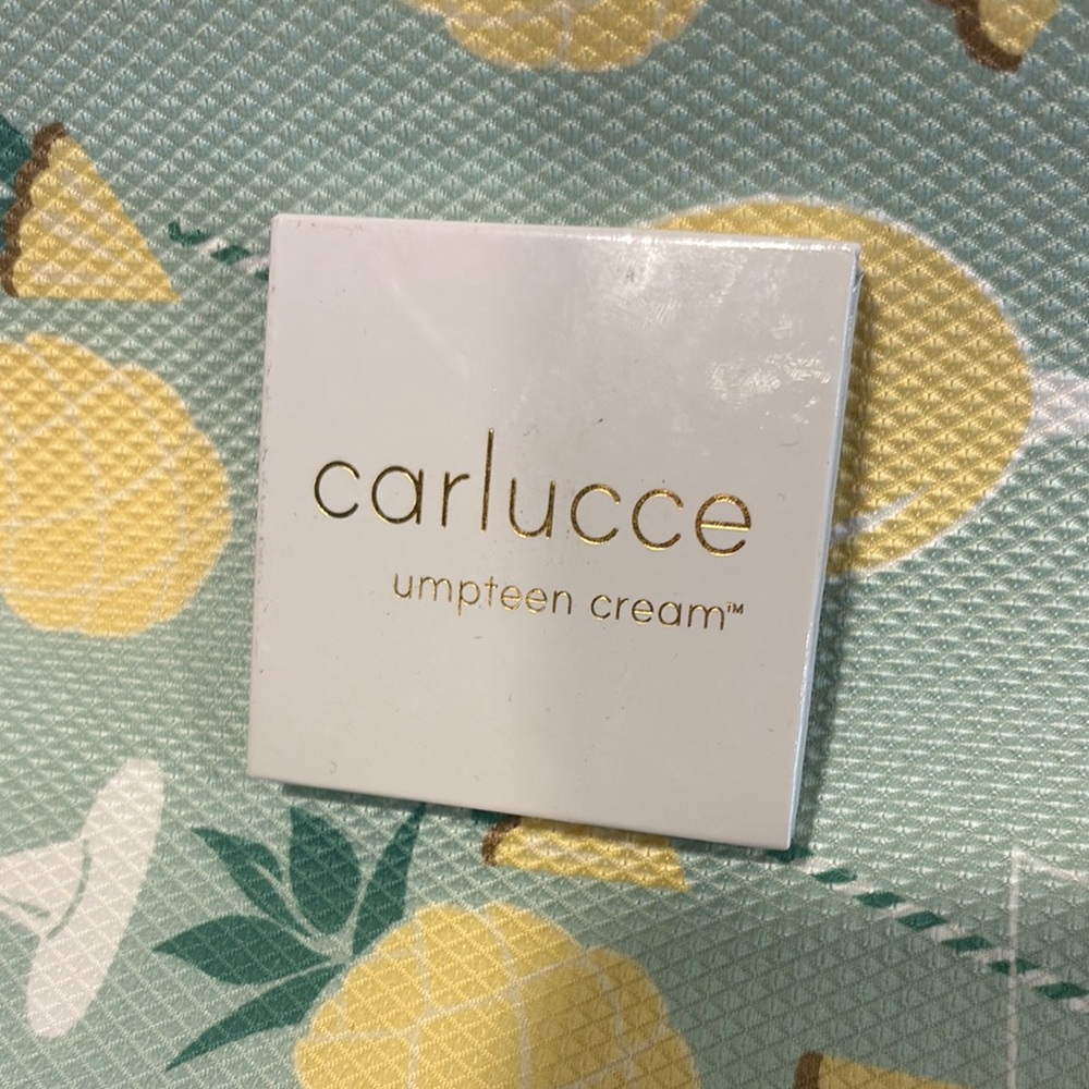 Carlucce Umpteen Cream